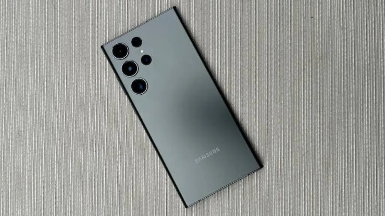 Get 200MP Camera of