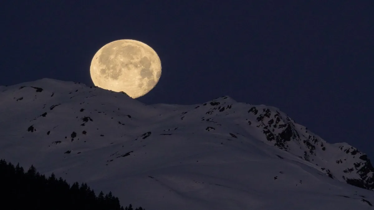 Cold Moon