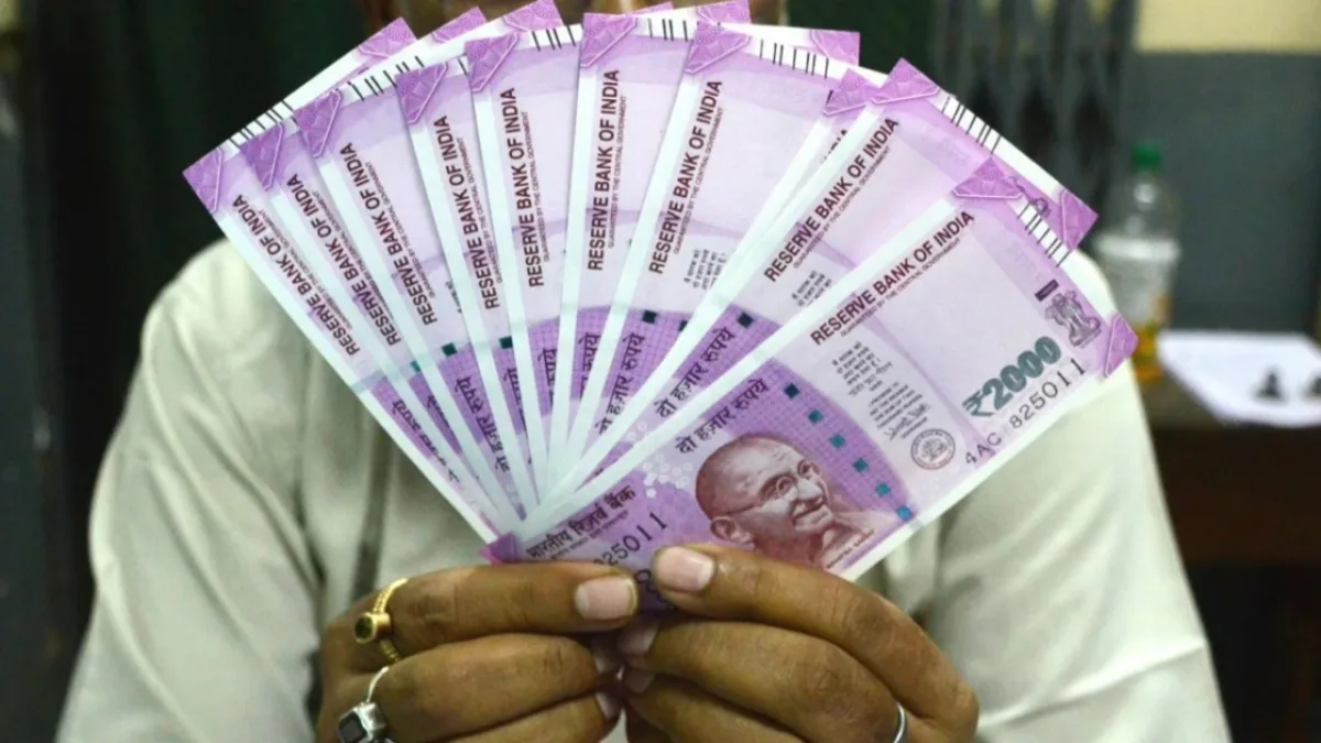 2000 Rupees