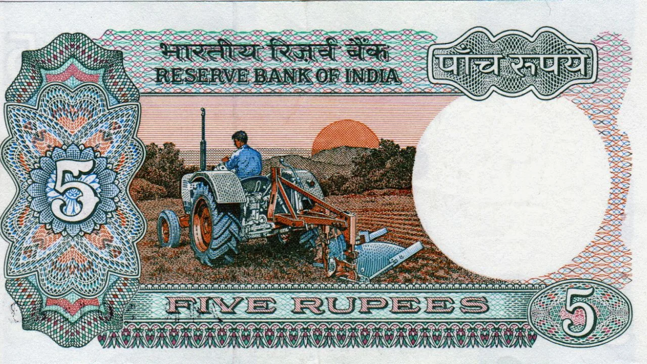 A Rare ₹5 Note