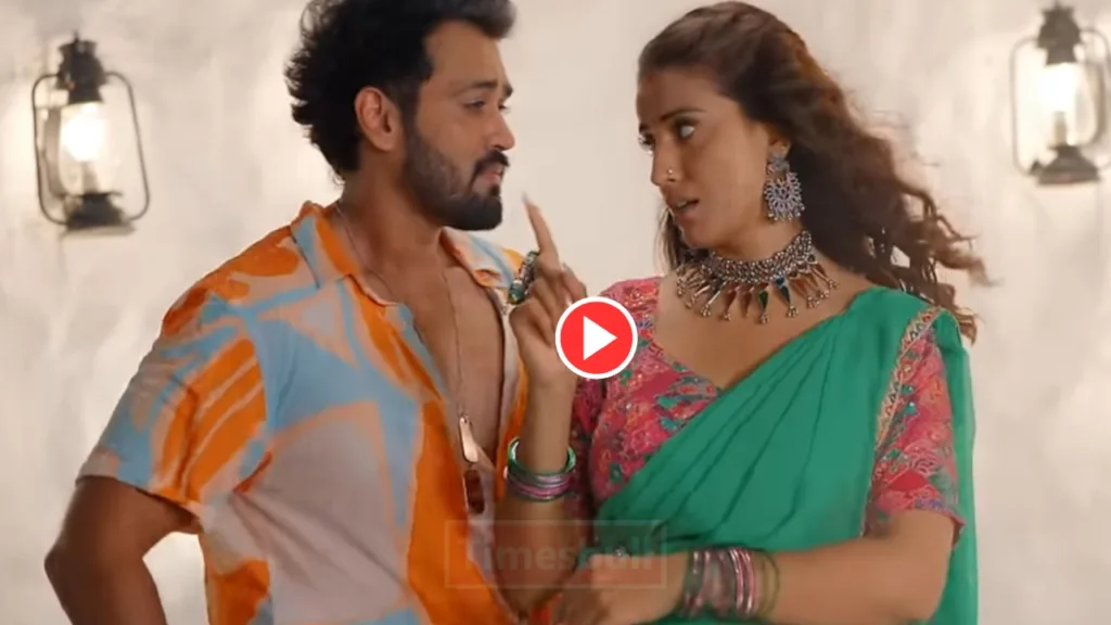 Bhojpuri Song: Akshara Singh Superhit Song ‘Saari Gulabi Raja Ji’ Has Won The Hearts Of Fans, Video Trend On Youtube