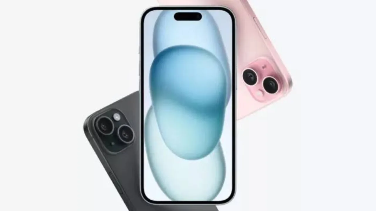 iPhone 15 Plus With