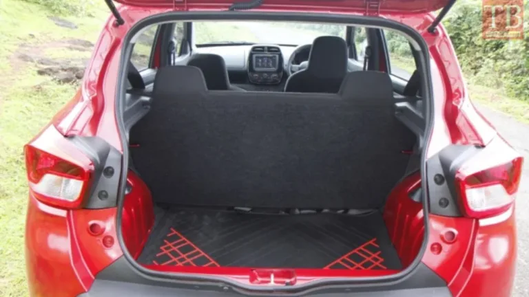 Bumper discount on this car which is blowing dust of Maruti Alto, buy it cheaply, features are amazing