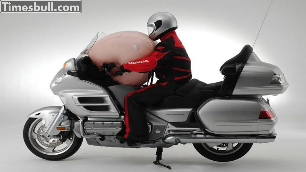 This Honda motorcycle has airbag!...