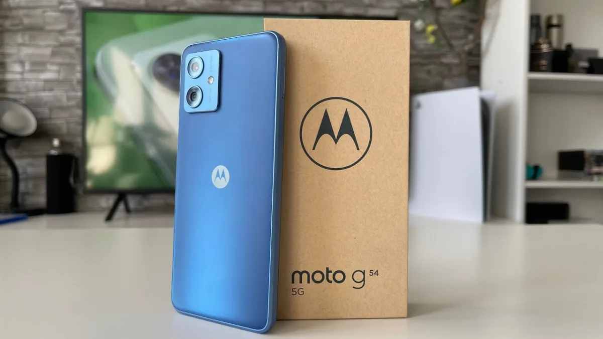 Moto G54