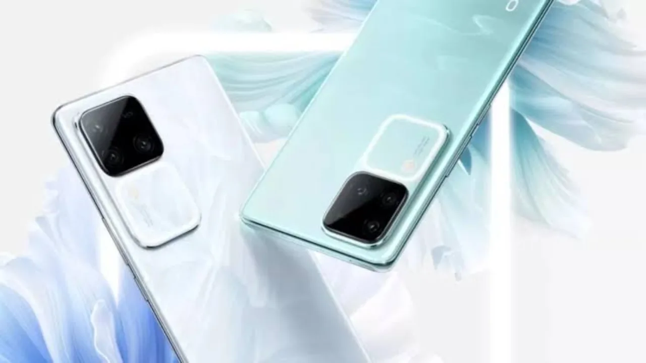 Vivo V30 Pro 5G At...
