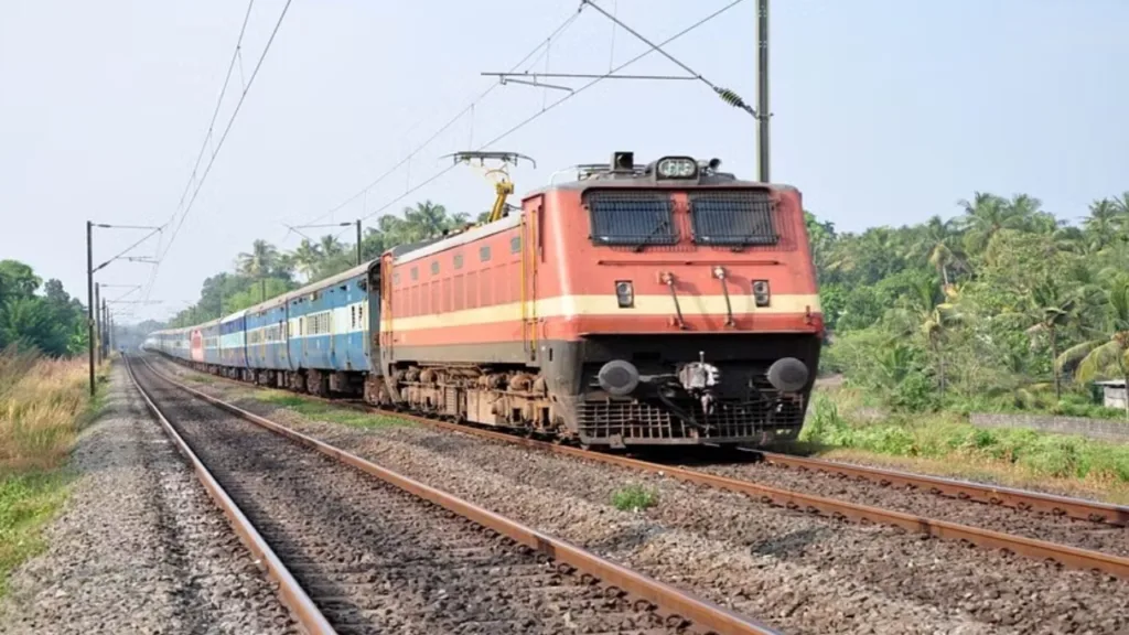 Indian Railways: What is Half Ticket? Know before travelling by train