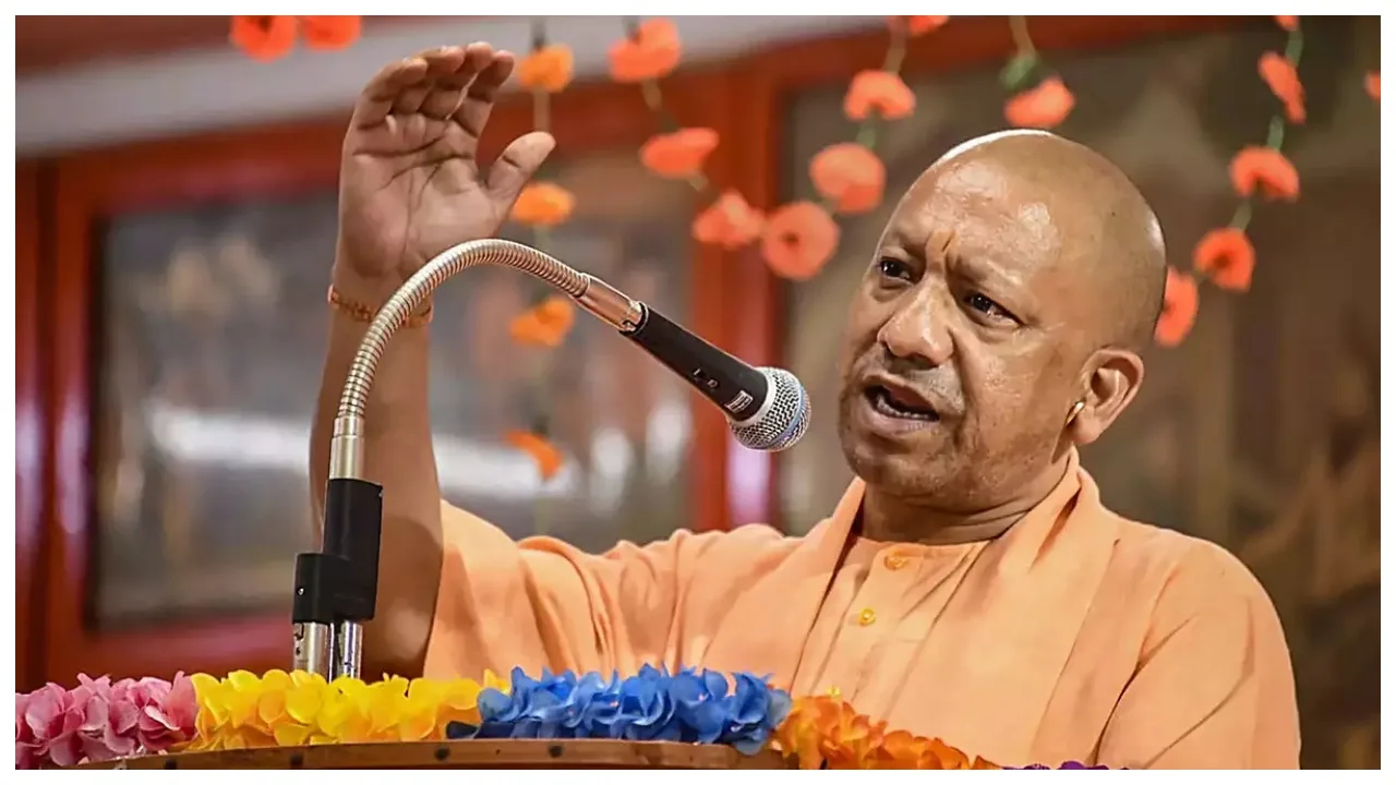 Yogi Adityanath Transfers 21 IAS...