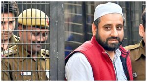 Police registered case against Amanatullah Khan, violating the code of conduct during elections