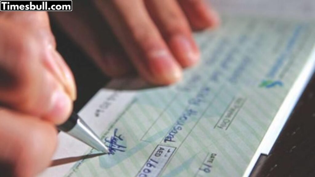 Forgot to Sign the Back of Your Cheque? Here’s What You Need to Do
