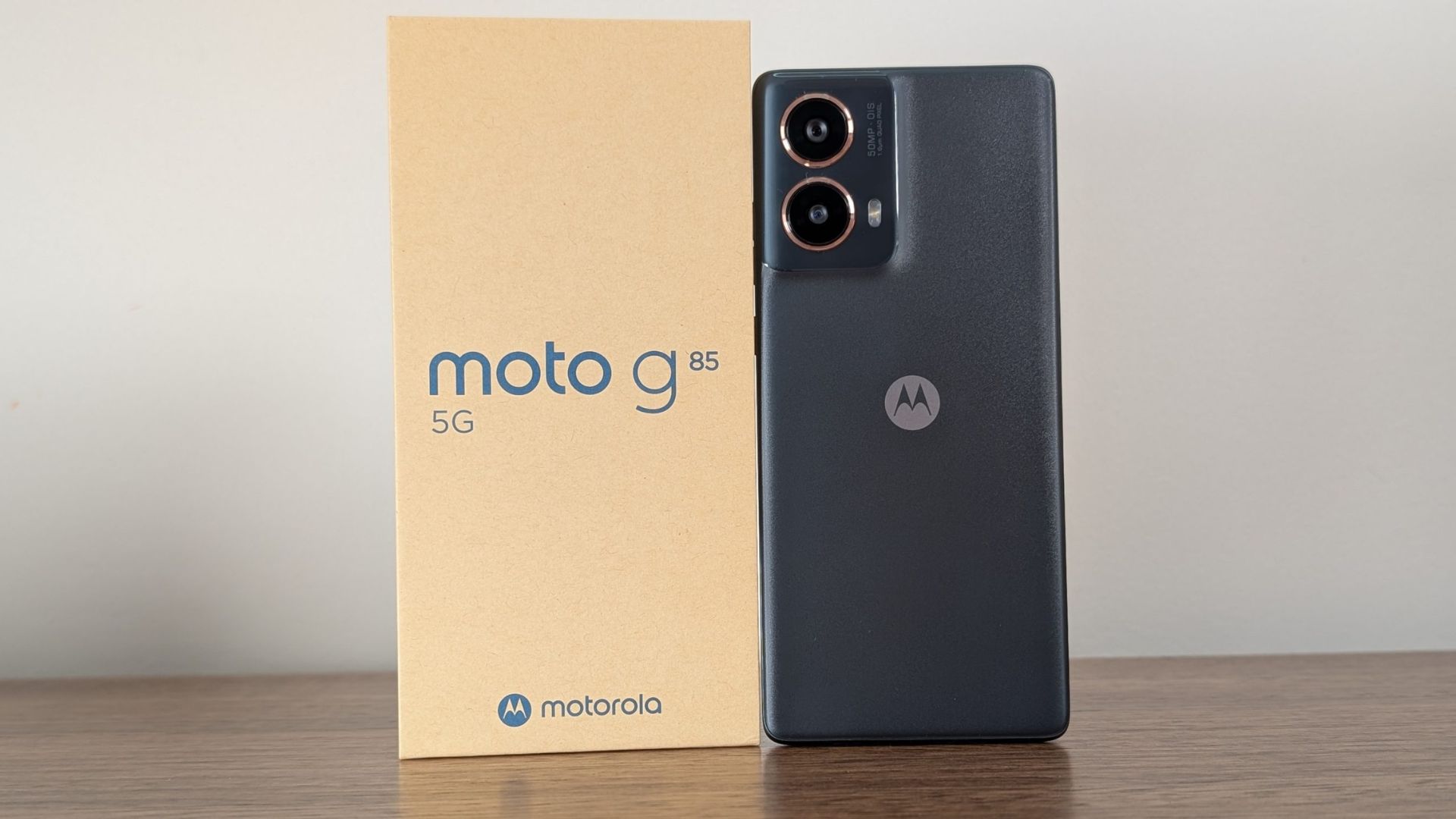 Moto G85