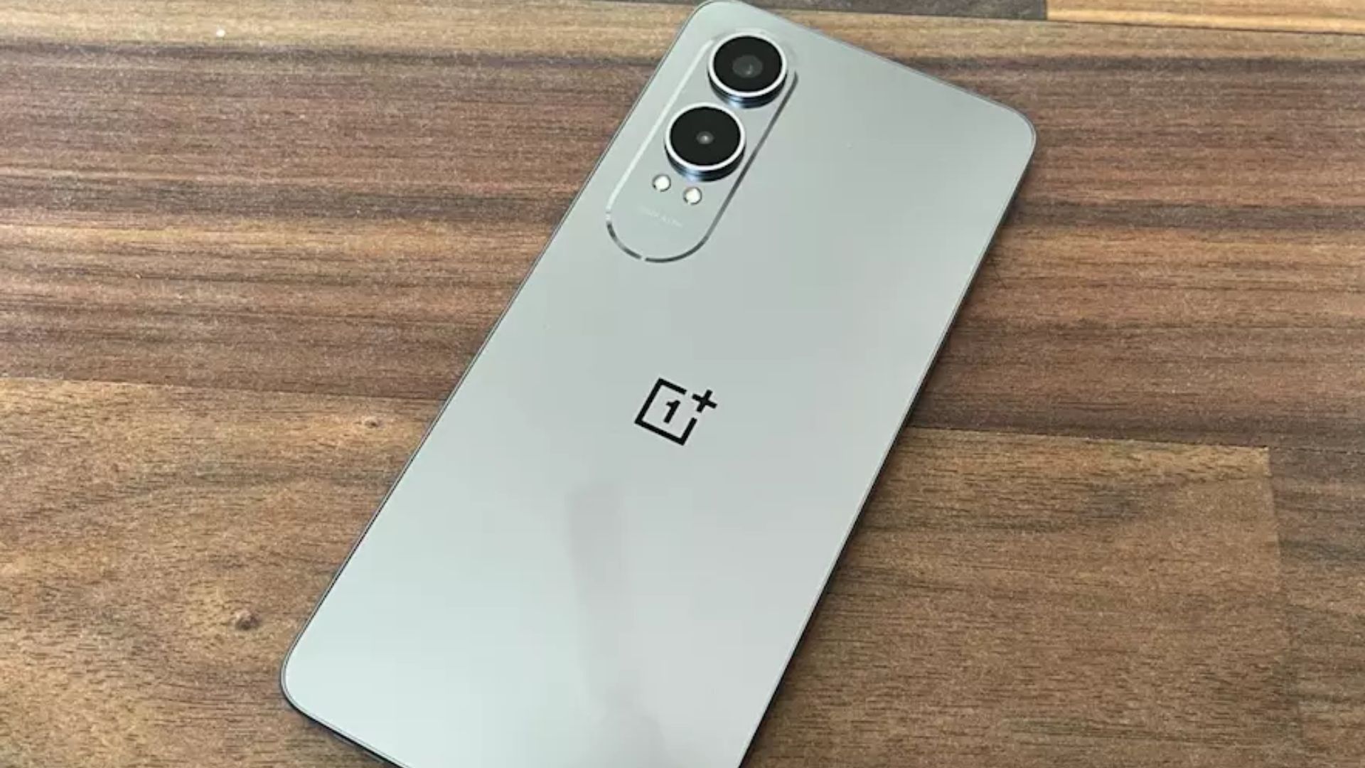 OnePlus Mobiles Under 40000