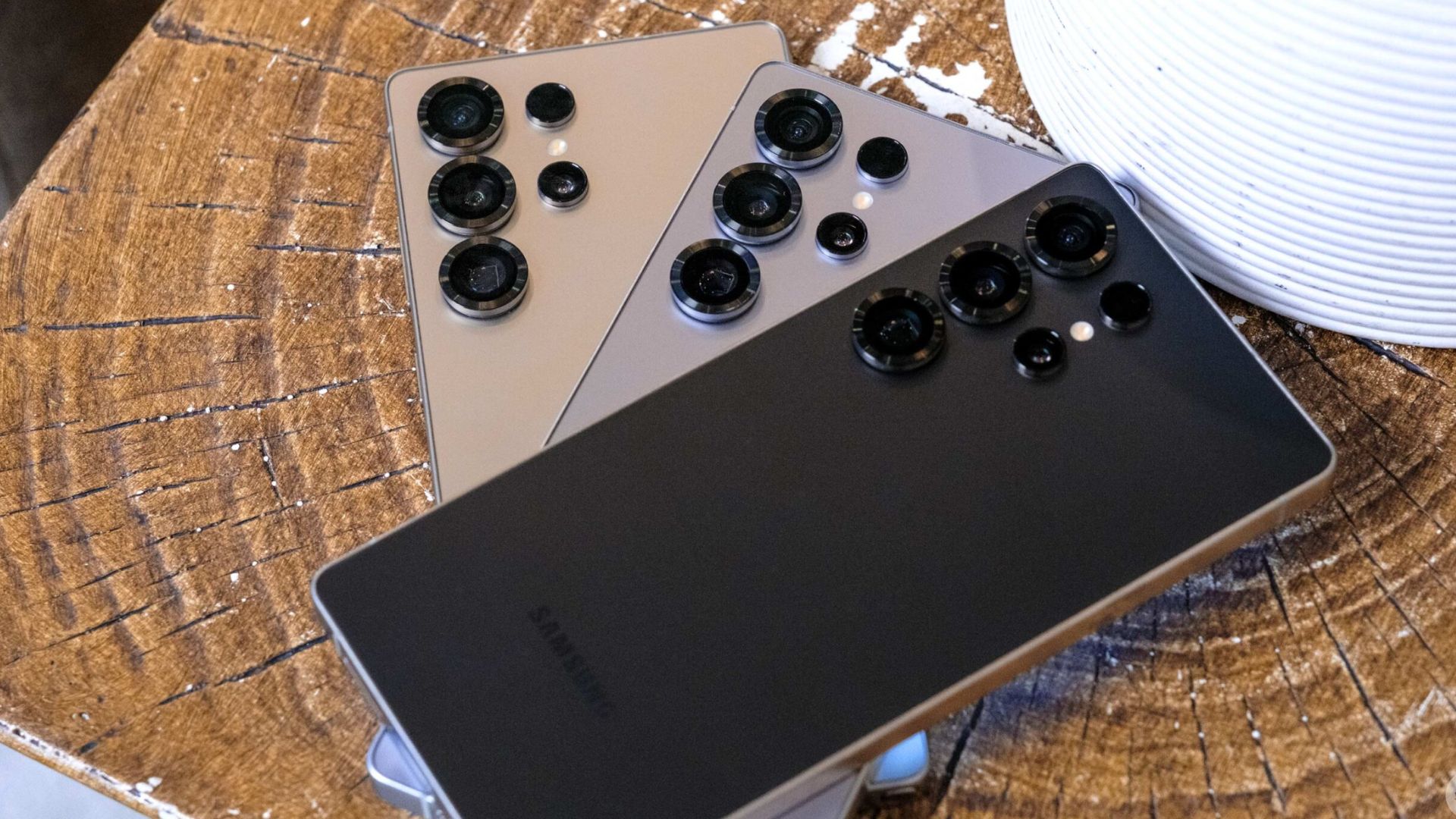 Samsung Mobiles Under 30000