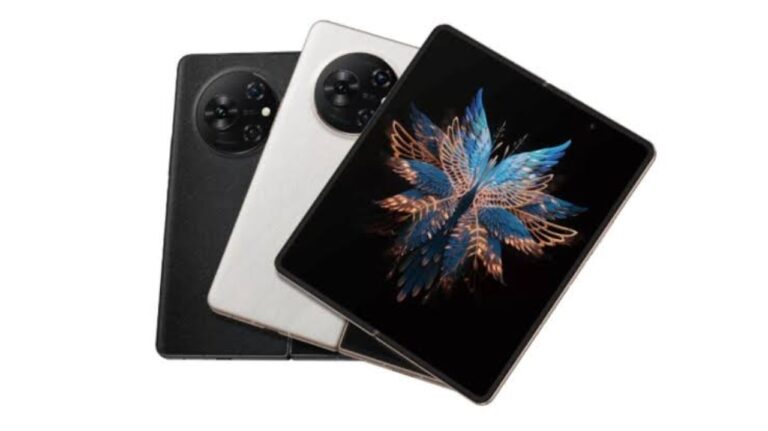 Save Upto Rs 10000 On Tecno Phantom V Fold 2, Check Their Price or Features