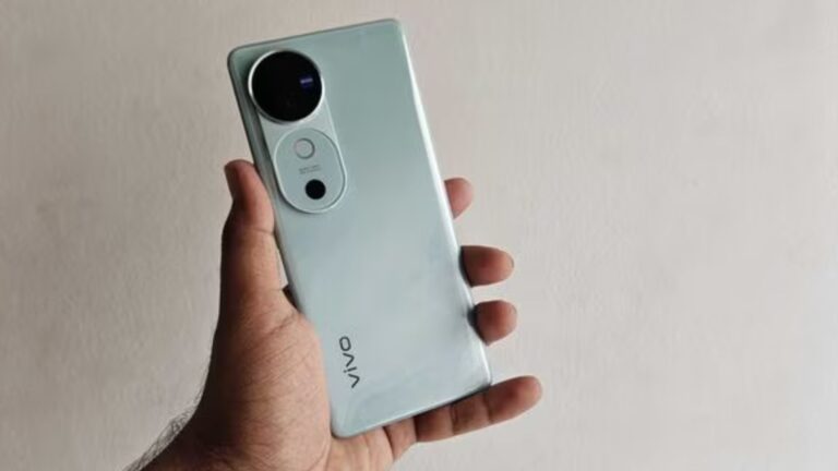 Upcoming Vivo V50 Pro 5G with 5700mAh Battery & 50MP Selfie Camera – Know More!