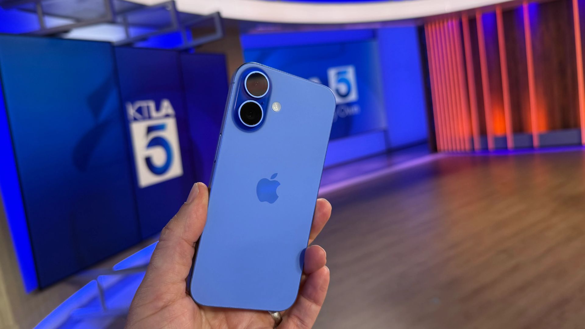 iPhone 16 Plus