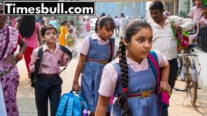 Delhi News: दिल्ली की मुख्यमंत्री का बड़ा ऐलान! अब प्राइवेट स्कूलों में नहीं ली जाएगी मनमानी फीस, जानें पूरी खबर