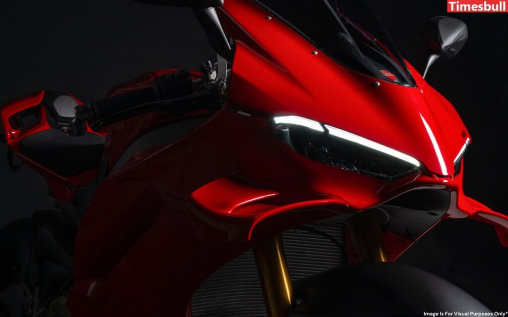 2025 Ducati Panigale V4