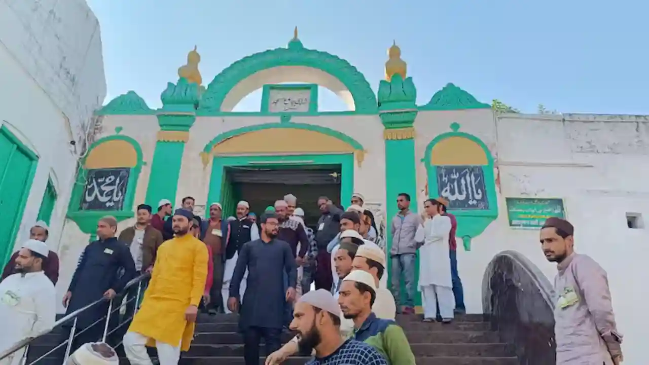 शाही जामा मस्जिद में