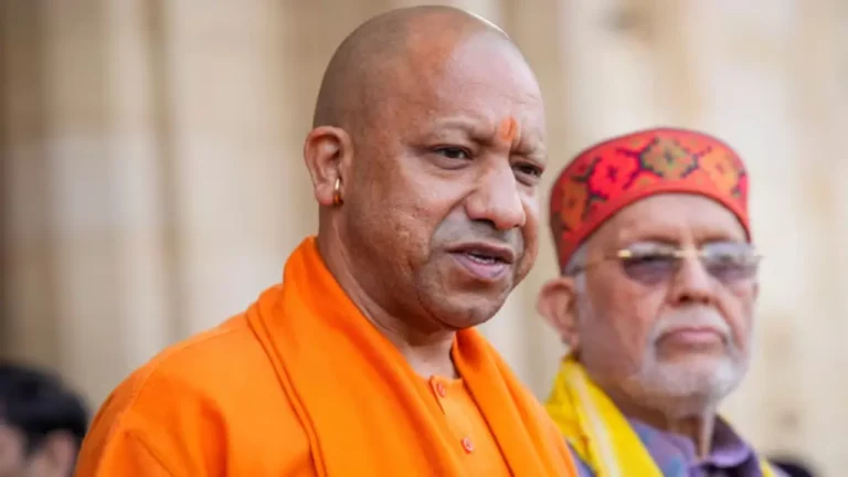 Ansal Group employees wrote a letter to CM Yogi