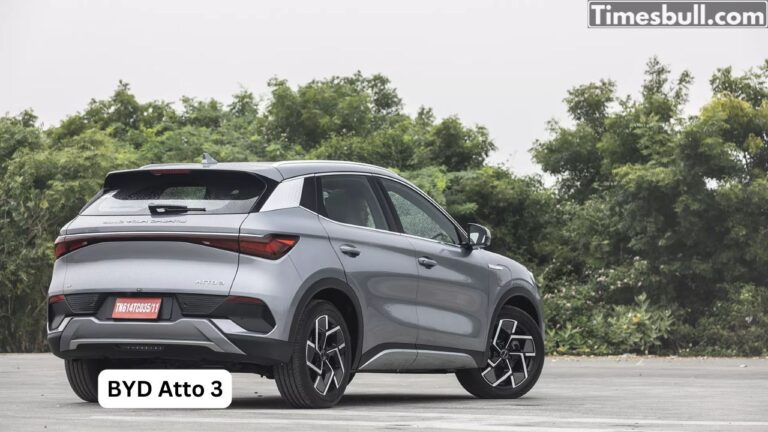 New model of electric car with 521Km range launched: first 3000 customers will get it at the old price