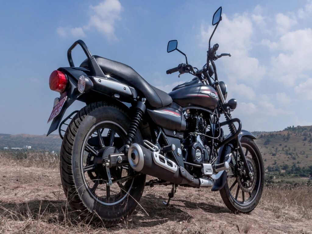 Bajaj Avenger Street 220 1