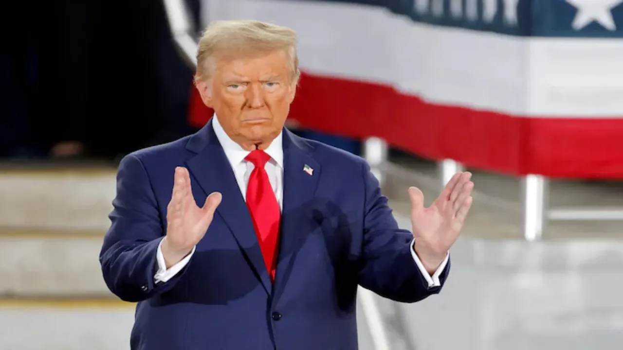 Citizens of 41 countries including Pakistan, Bhutan will not be allowed entry into America!