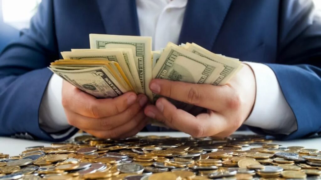 You can become a millionaire by saving just ₹9000 every month! This is the formula