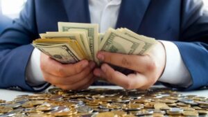 You can become a millionaire by saving just ₹9000 every month! This is the formula