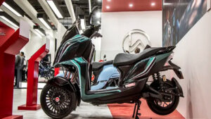 विकलांगों के लिए बेस्ट है ये E-Scooter, कीमत भी कम