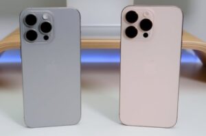 Apple iPhone 15 Pro Max VS Huawei Mate 60 Pro+: Which Premium Phone Reigns Supreme in 2025?