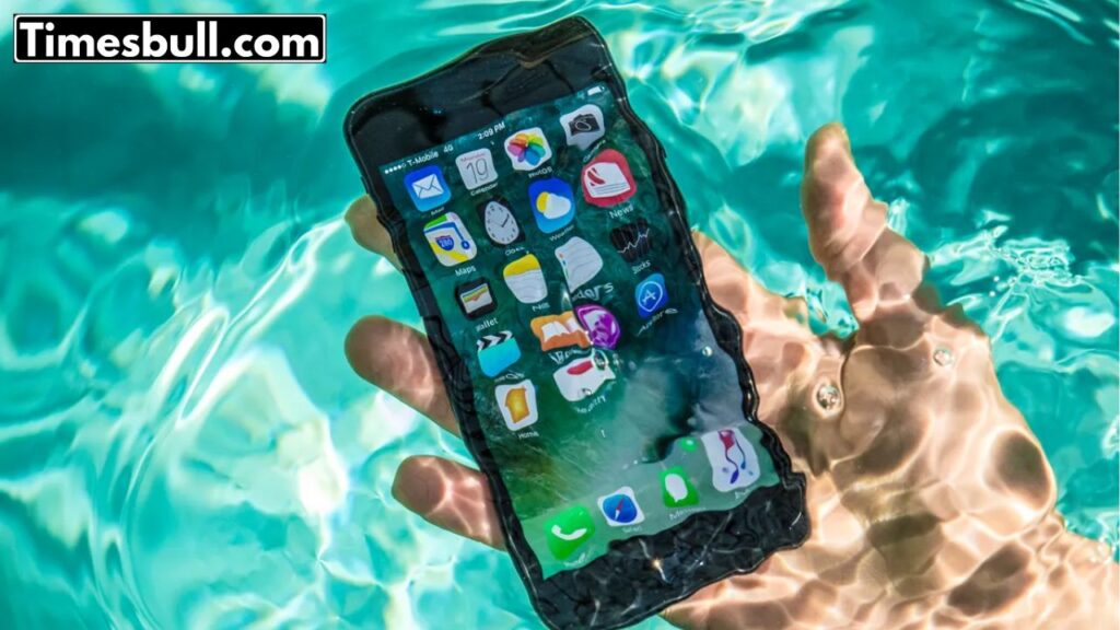 If The Phone Gets Wet In Water, Do This Work Immediately
