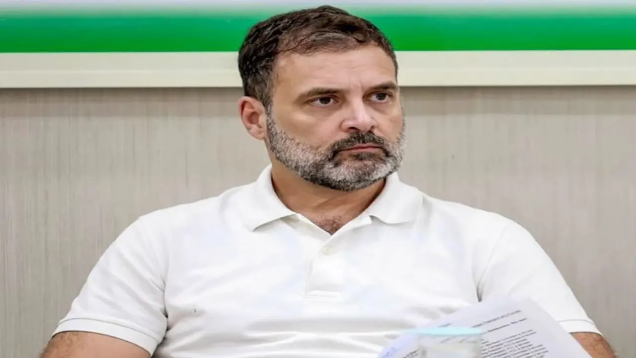 राहुल गांधी के साथ