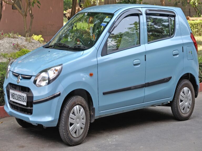 Maruti Suzuki Alto 800 LXI: Hatchback Car With Amazing Features