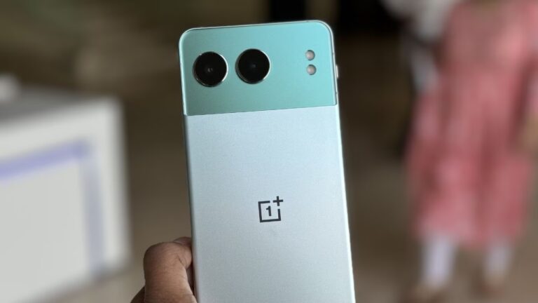OnePlus Nord 4 5G पर बंपर छूट, 50MP कैमरा, 5500mAh बैटरी और 100W चार्जिंग के साथ खरीदें सस्ते में