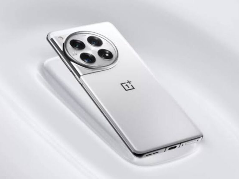 Best Deal Offer On OnePlus 12R With Many Benefits