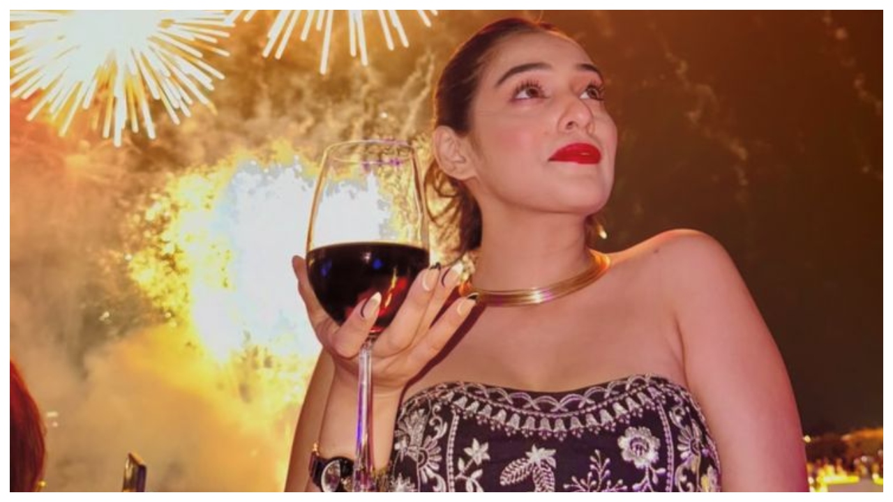 Have you seen these Glamorous...