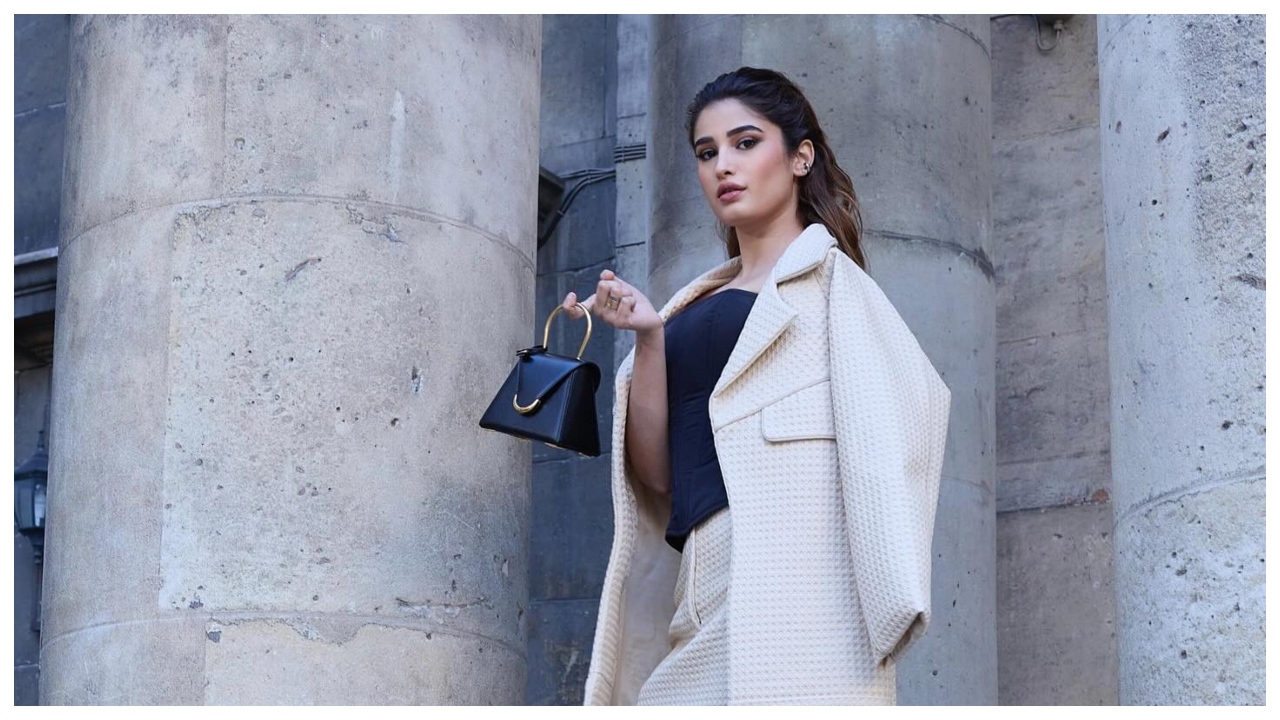 Rasha Thadani is A Glamorous...