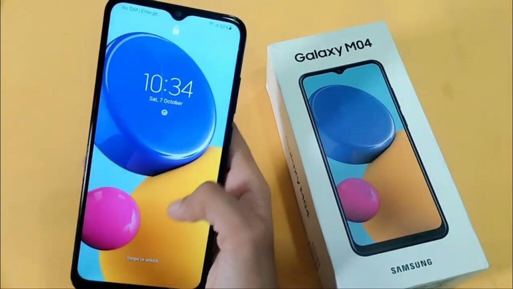 Samsung Galaxy M04 vs Infinix Hot 20 Play: Best Entry-Level Performer?