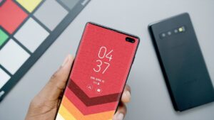 Samsung Galaxy S10 vs OnePlus 10T: Classic Flagship vs New Powerhouse!