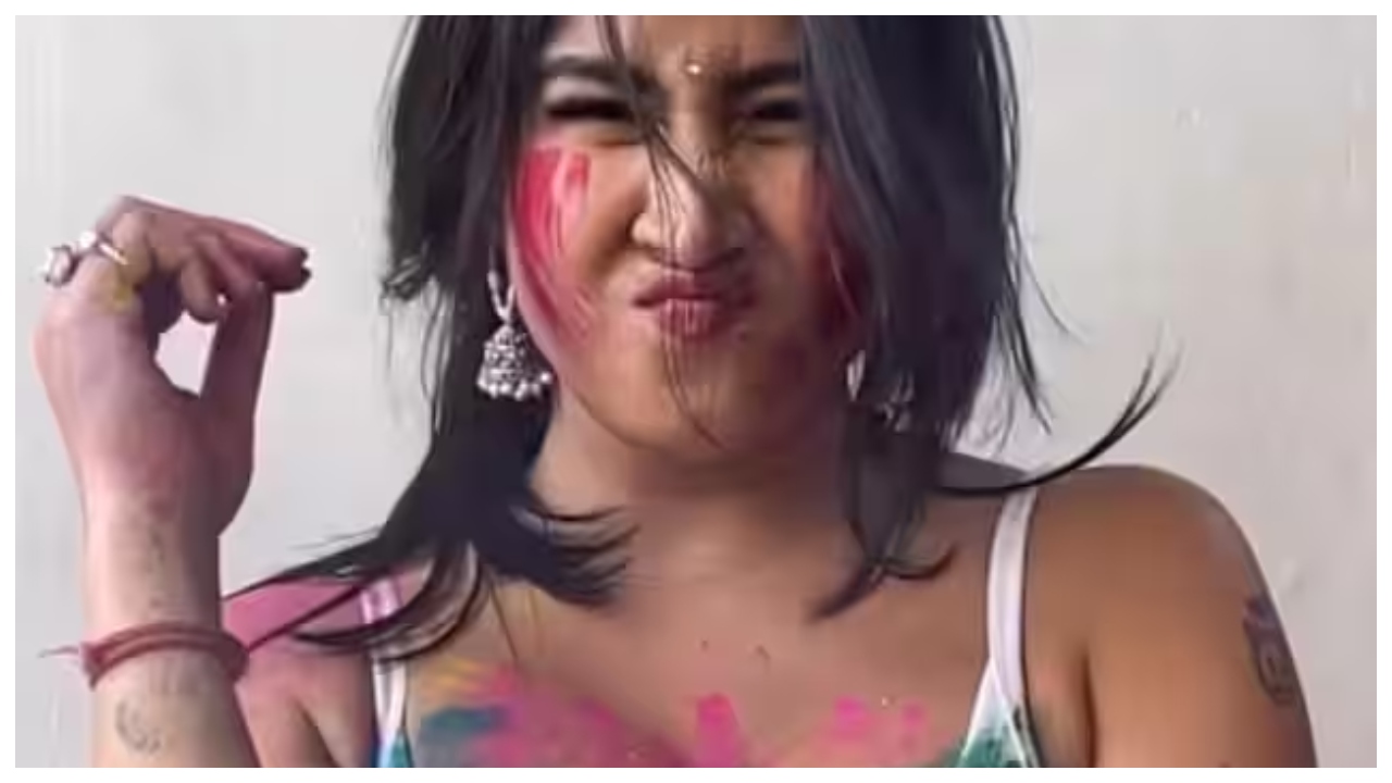 Sofia Ansari fire the internet...