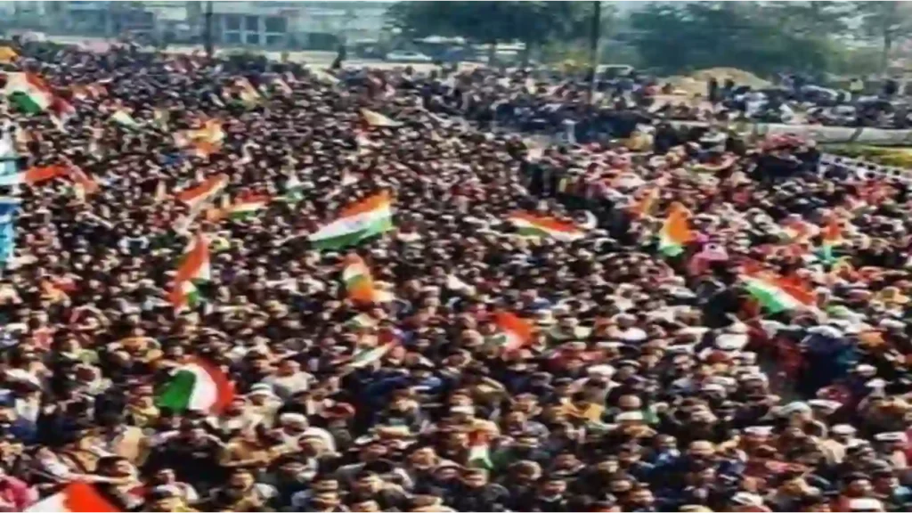 शाहीन बाग में चारों तरफ मची अफरा-तफरी, रमजान में 11:47 बजे के वक्त हुआ कुछ ऐसा…