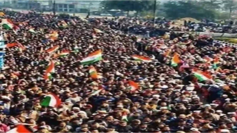 शाहीन बाग में चारों तरफ मची अफरा-तफरी, रमजान में 11:47 बजे के वक्त हुआ कुछ ऐसा…