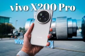 Vivo X200 Pro VS iQOO 13: The Best Smartphone for Power Users?