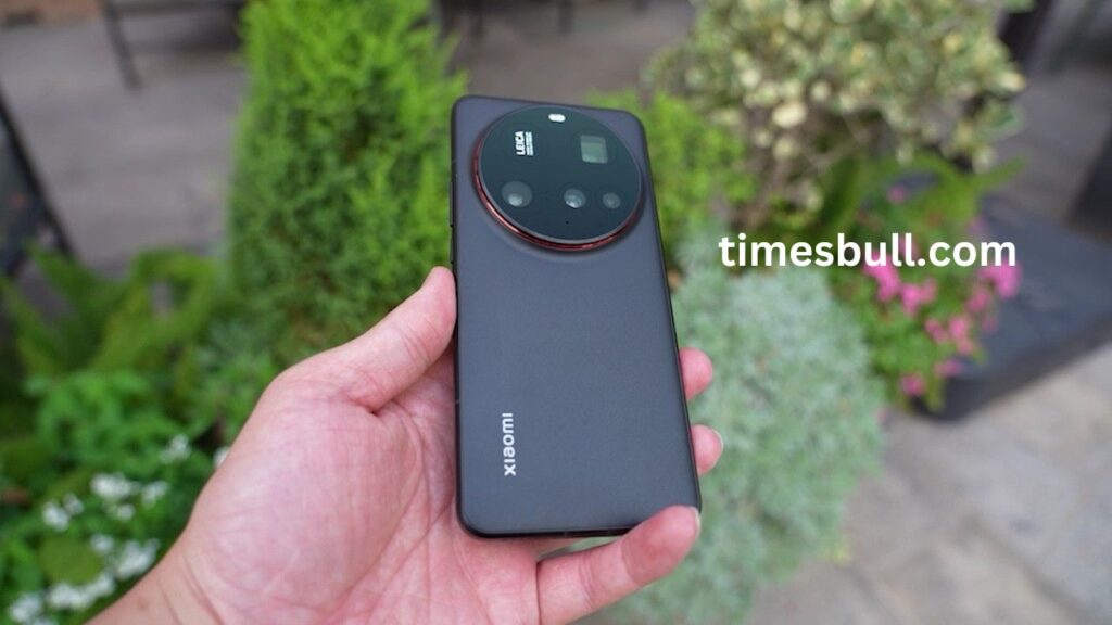 Xiaomi 15 Ultra India Price Revealed! Quad Camera & 120Hz AMOLED Display