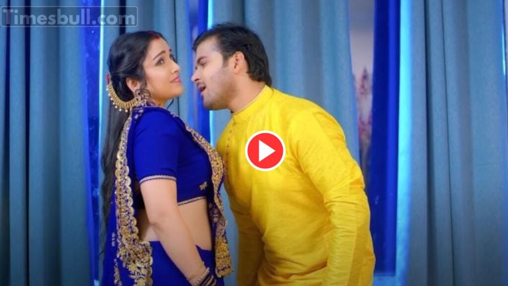 Bhojpuri Song: Aamrapali Dubey & Arvind Akela Kallu Bold Romance Set YouTube on Fire with ‘Toote Deh Raat Raat Bhar’, Watch Now