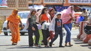 Rajasthan Weather: अभी से झुलसने वाली गर्मी, कई जिलों में अधिकतम पारा 40 के पार