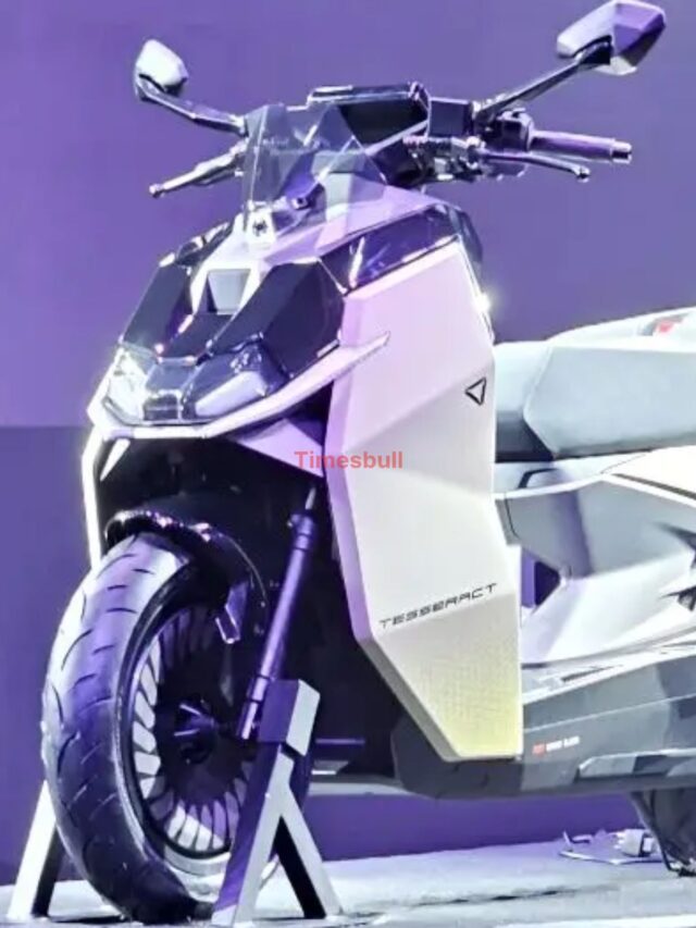 Ultraviolette Tesseract: Electric scooter