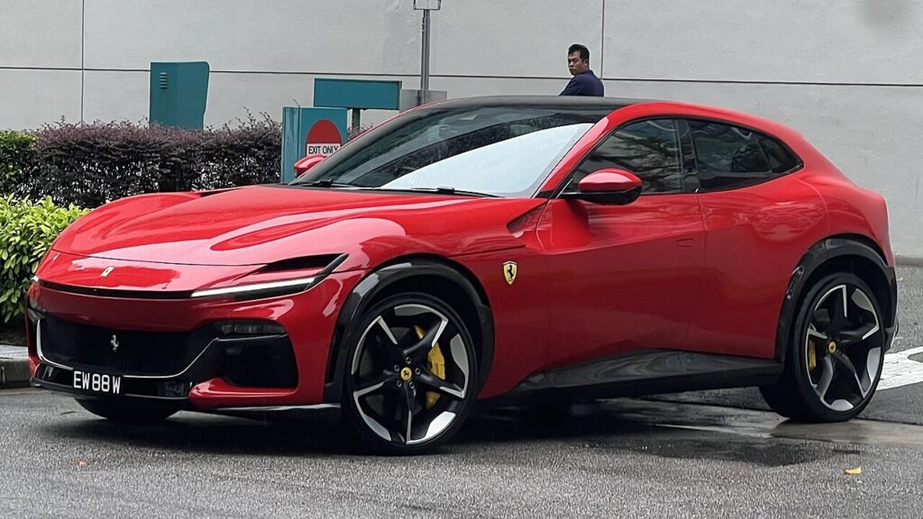 आकाश अंबानी की लग्जरी Ferrari SUV, भारत की सबसे महंगी सुपरकार