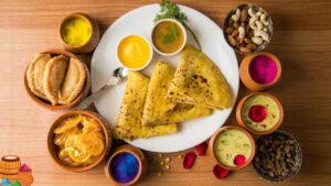 Holi 2025 : होली पर इन फूड्स को हाथ भी न लगाएं, फूड पॉइजिनिंग का रहेगा डर